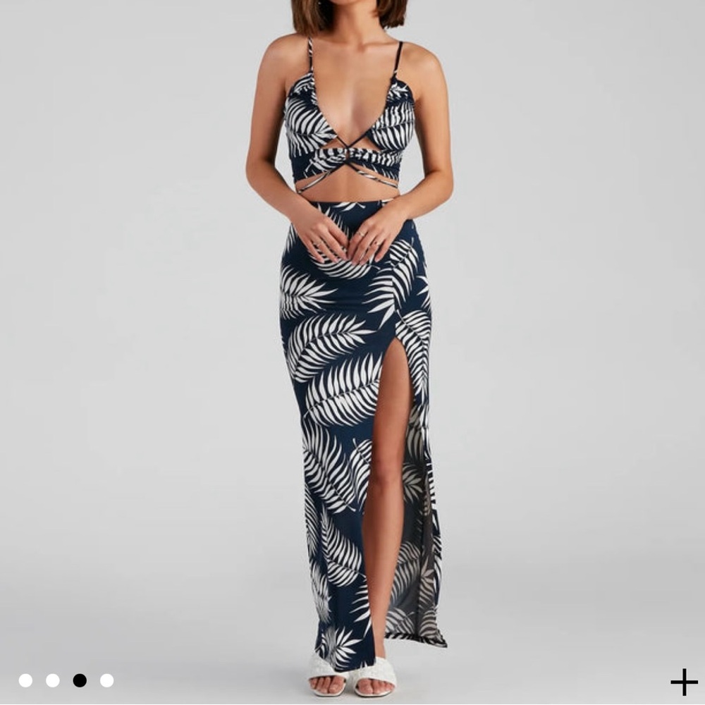 Windsor Navy and White Leaf Print Maxi Dress